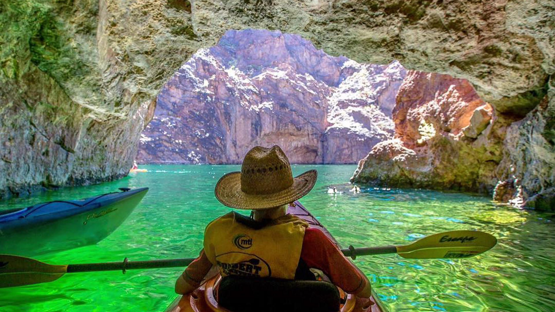 A Guide to Visiting Emerald Cove the 'Right Way'